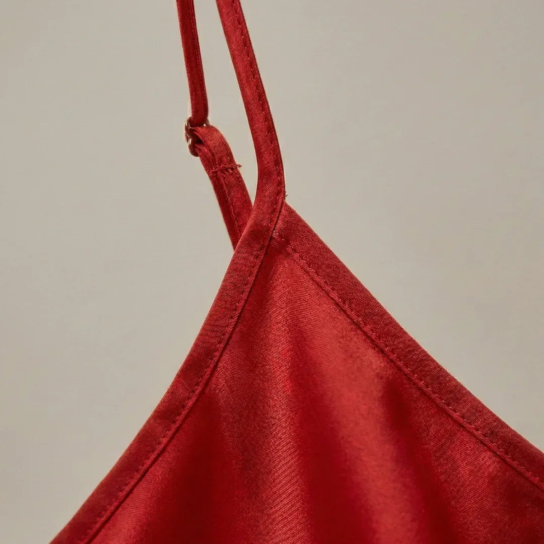 Silk Nightgown "Elegant Red"