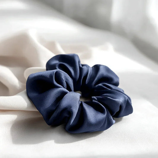 Silk Scrunchie "Sea Blue"